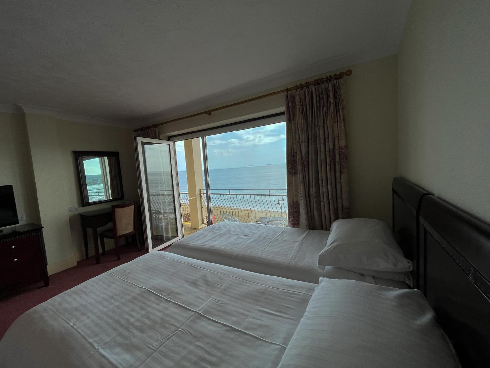 Regent Court - Seafront, Sandown - Free Car Ferry For Bookings Of 3 Or More Nights, Subject To Availability 部屋 写真